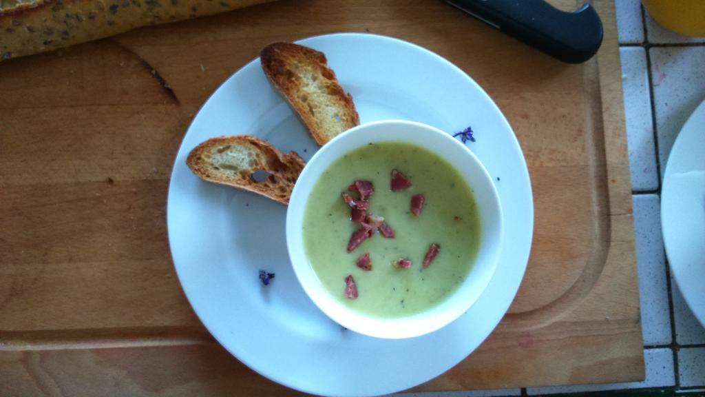 Le Manoir De Crisolles Bed & Breakfast エクステリア 写真